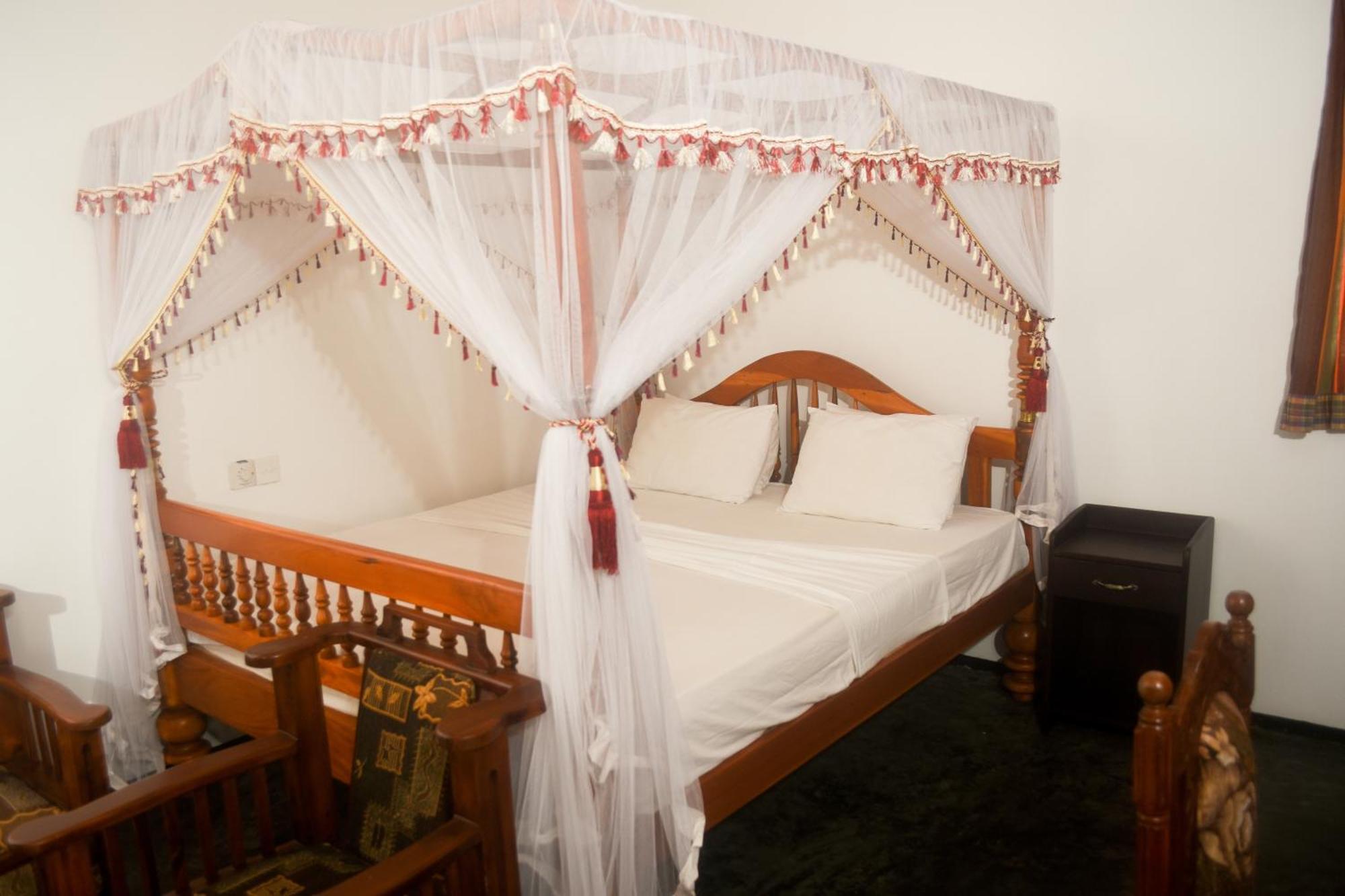 Villa Mihindi Hikkaduwa Ngoại thất bức ảnh