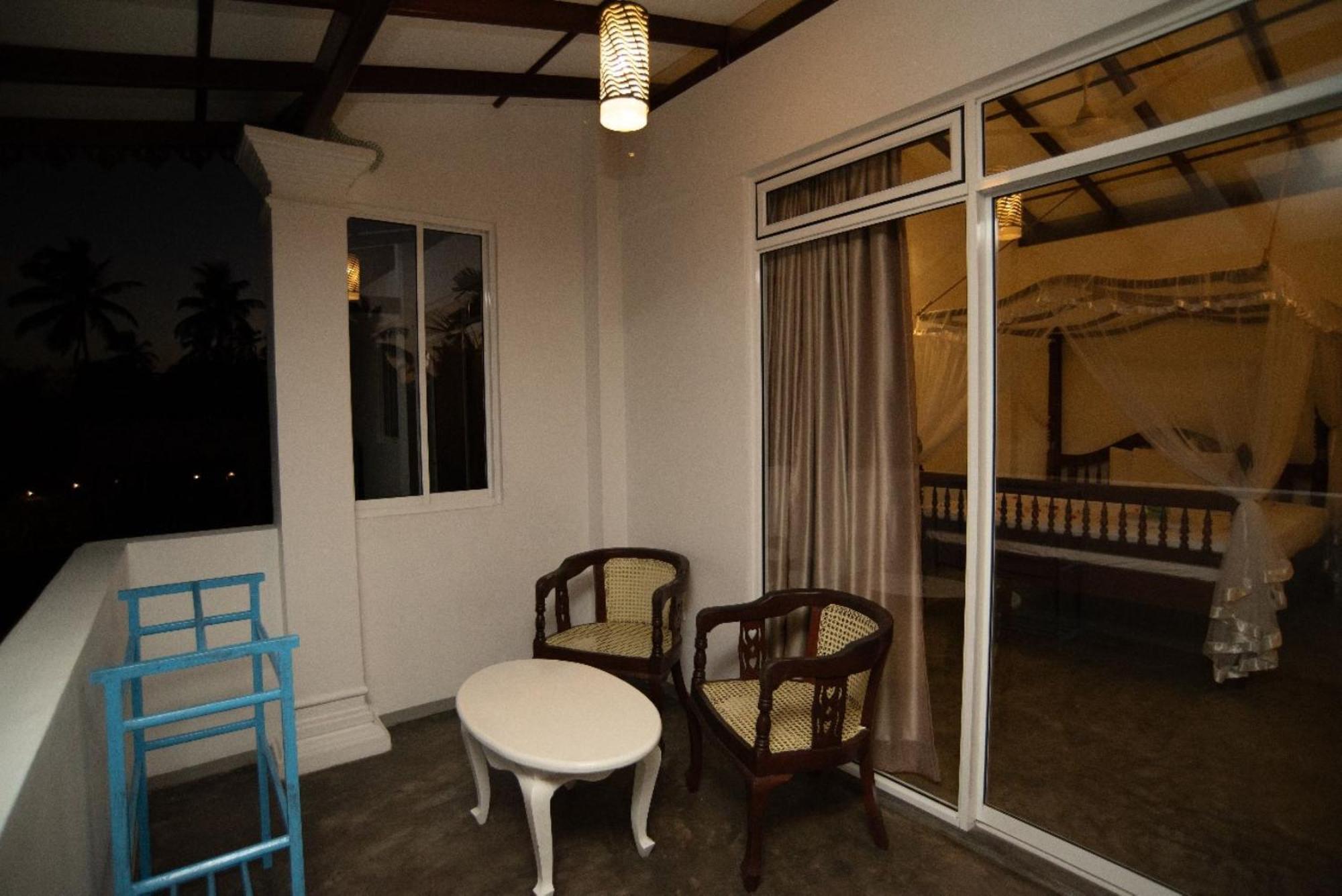 Villa Mihindi Hikkaduwa Ngoại thất bức ảnh