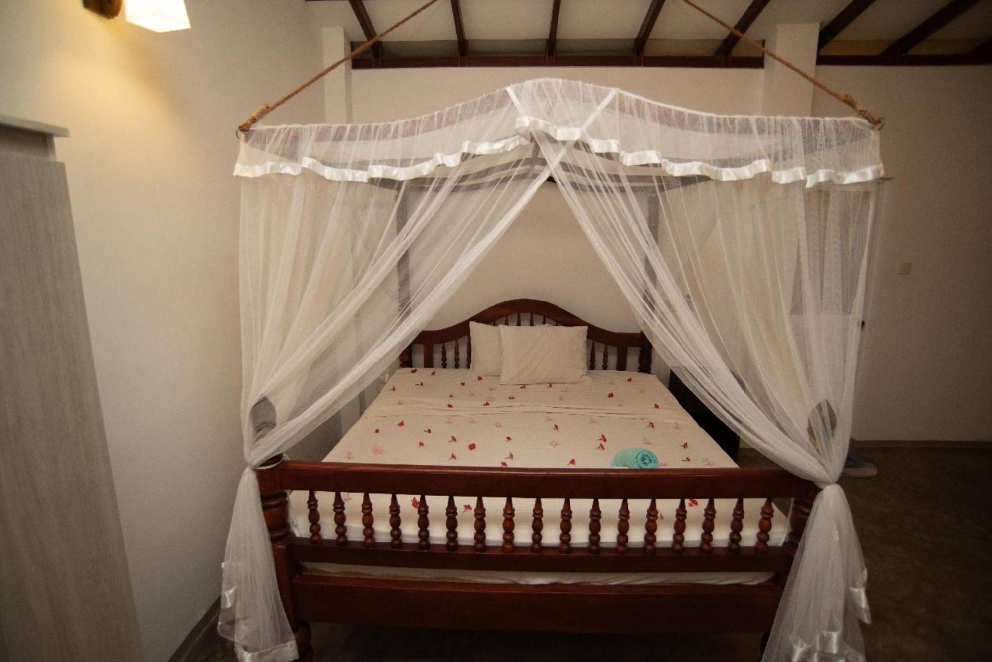 Villa Mihindi Hikkaduwa Ngoại thất bức ảnh