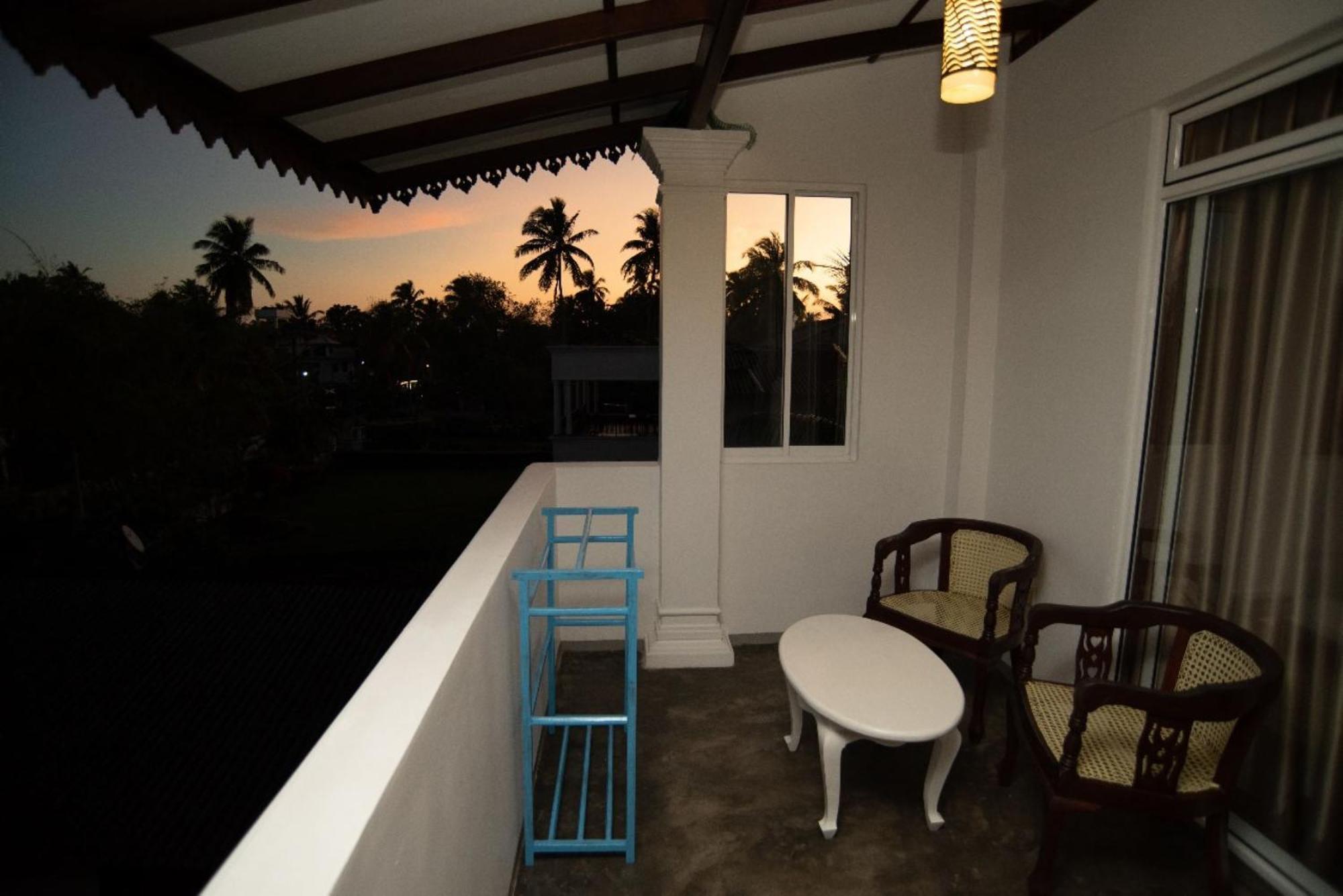 Villa Mihindi Hikkaduwa Ngoại thất bức ảnh
